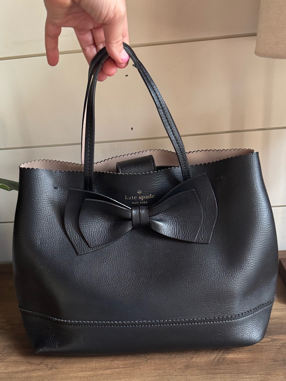 Kate Spade Vanderbilt Place Giorgia Scalloped Bow Purse Classic Black